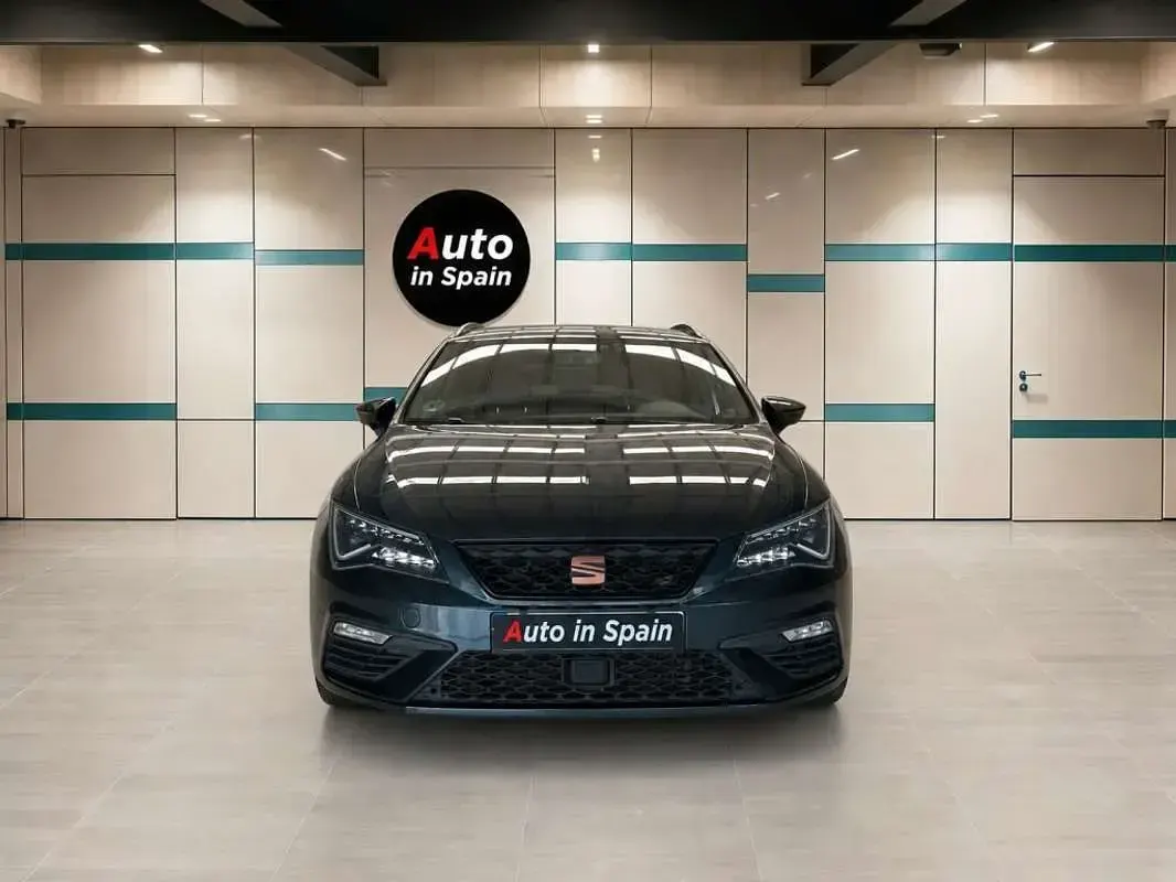 Usado Seat Leon CUPRA 300 CV (220 kW) 2019 Gris Utilitario