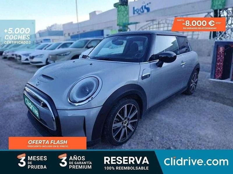 Usado Mini Cooper SE 135 kW (184 CV) 2023 Gris Utilitario
