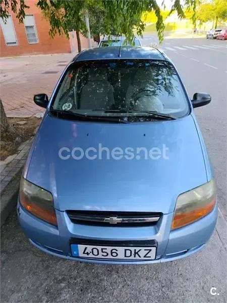 Usado Chevrolet Kalos SE 72 CV (52 kW) 2005 Azul Berlina