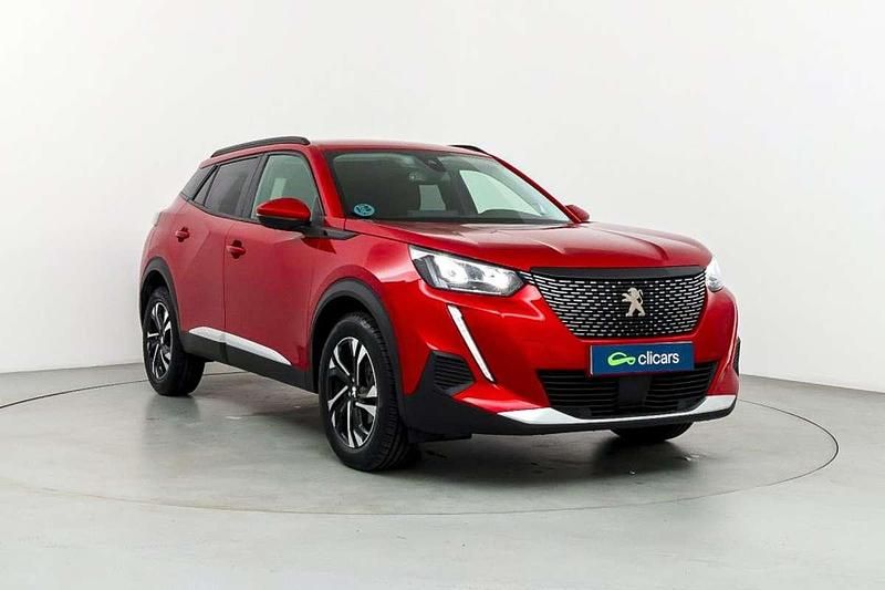 Usado Peugeot 2008 Allure 110 CV (80 kW) 2021 Rojo SUV
