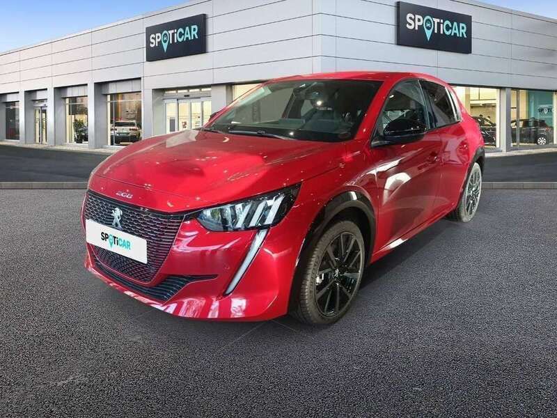 Rojo Usado 2023 Peugeot e-208 GT Utilitario | 21.500 € (Precio justo) - Imagen 1/4