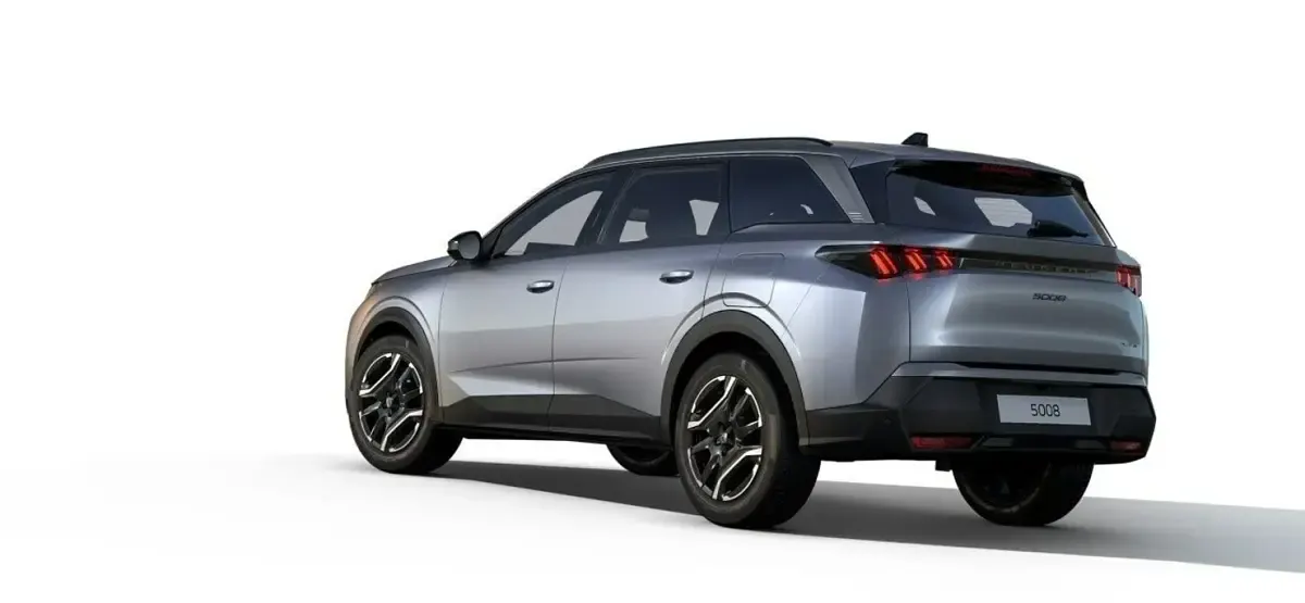 Nuevo Peugeot 5008 Allure 145 CV (106 kW) 2025 Gris claro Monovolumen