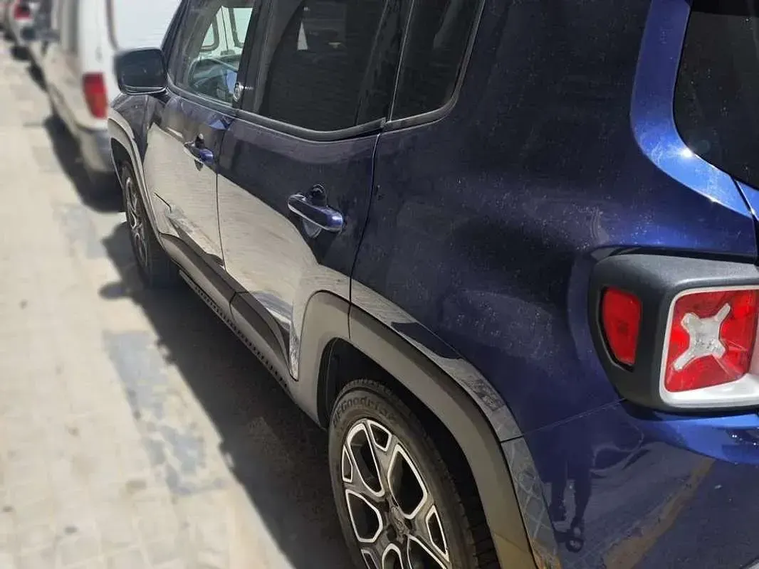 Usado Jeep Renegade Limited 140 CV (102 kW) 2016 Azul SUV