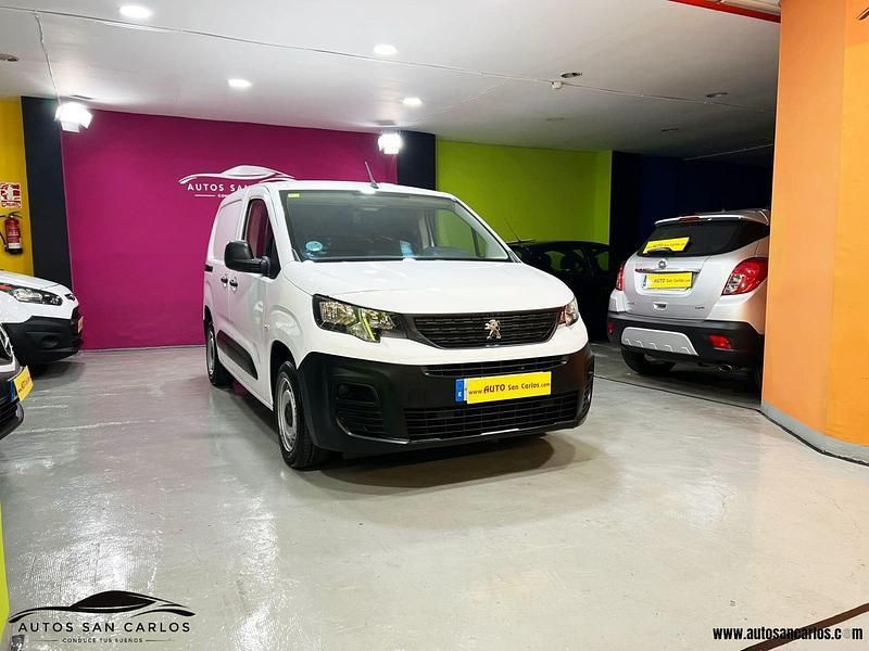 Blanco Usado 2021 Peugeot Partner Monovolumen | 10.900 € (Precio justo) - Imagen 1/4