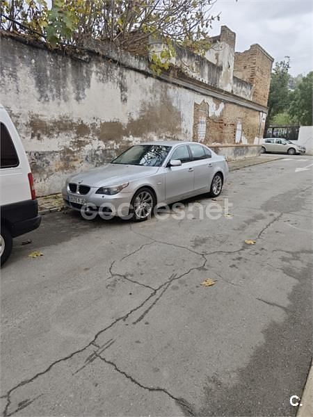Usado BMW 520 163 CV (119 kW) 2007 Gris / plata Familiar