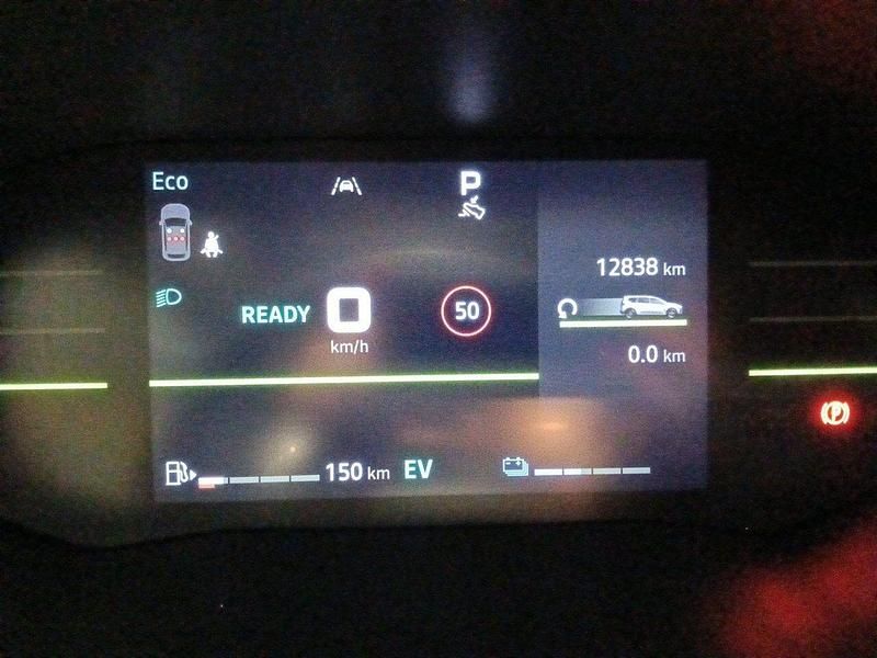 Usado Dacia Jogger Extreme 140 CV (102 kW) 2025 Verde Monovolumen