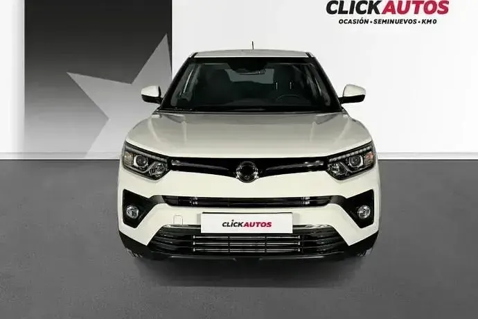 Usado SsangYong Tivoli 128 CV (94 kW) 2023 Gris SUV