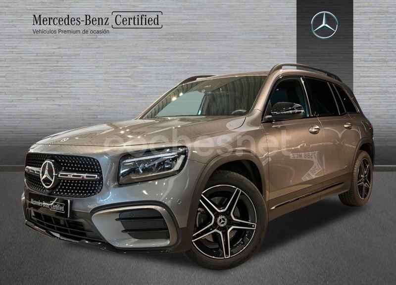 Gris Usado 2024 Mercedes GLB200 SUV | 46.900 € (Un poco caro) - Imagen 1/4