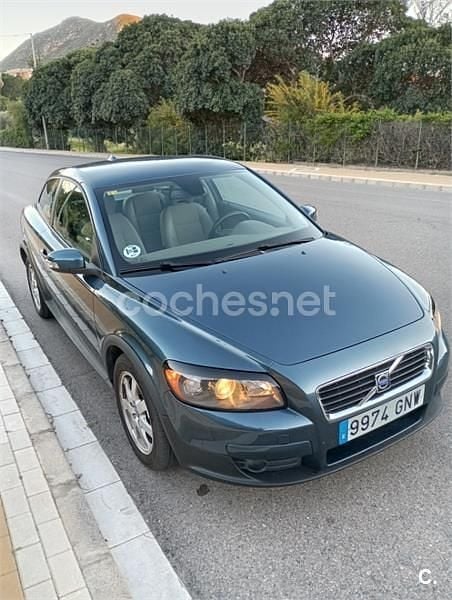 Usado Volvo C30 Kinetic 150 CV (110 kW) 2010 Gris / plata Utilitario