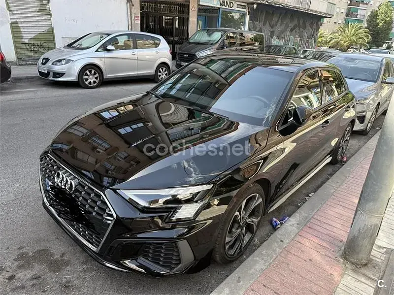 Usado Audi A3 150 CV (110 kW) 2022 Negro Berlina