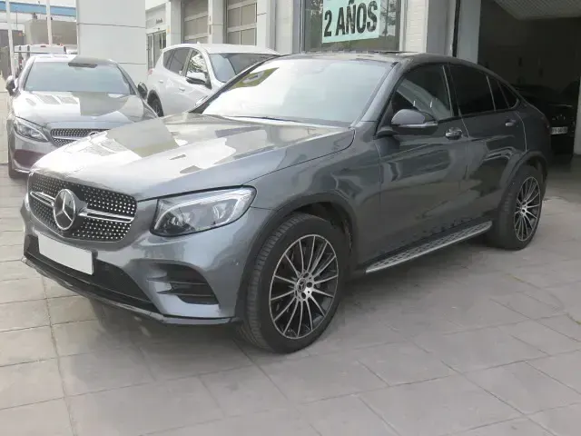 Usado Mercedes GLC250 204 CV (150 kW) 2019 Gris SUV
