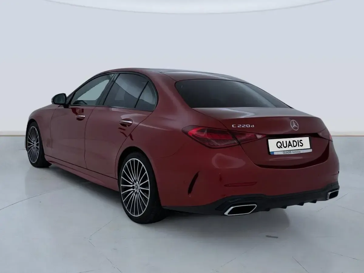 Usado Mercedes C220 200 CV (147 kW) 2024 Rojo Berlina
