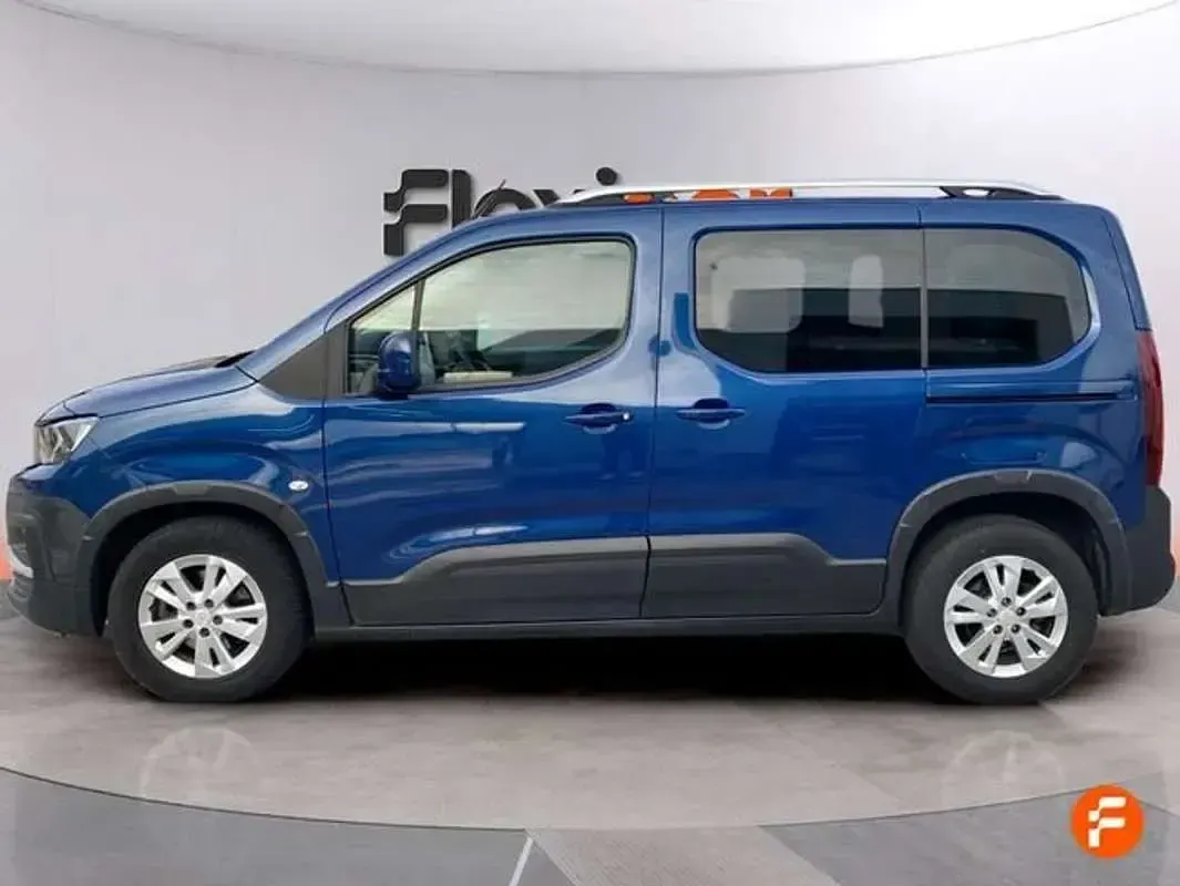 Usado Peugeot Rifter Active 131 CV (96 kW) 2020 Azul Monovolumen