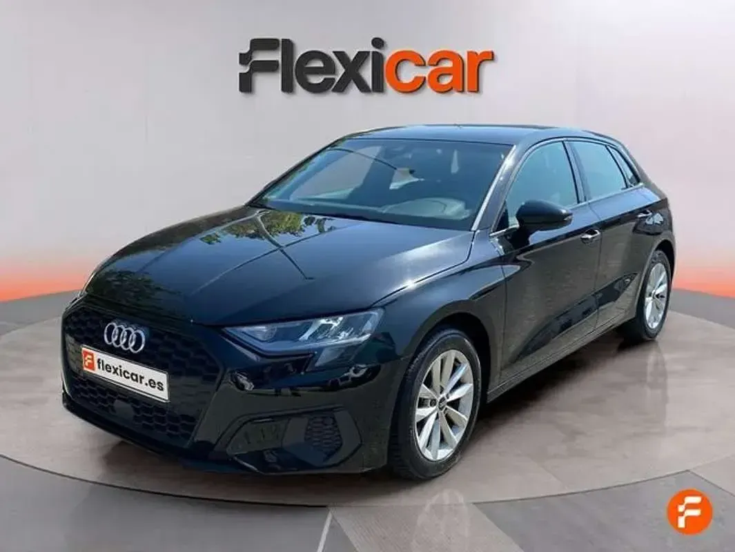 Usado Audi A3 110 CV (80 kW) 2022 Negro Berlina