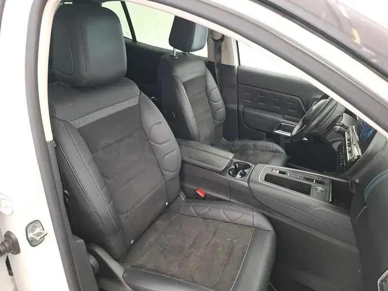 Usado Citroën C5 Aircross 225 CV (165 kW) 2023 Blanco SUV