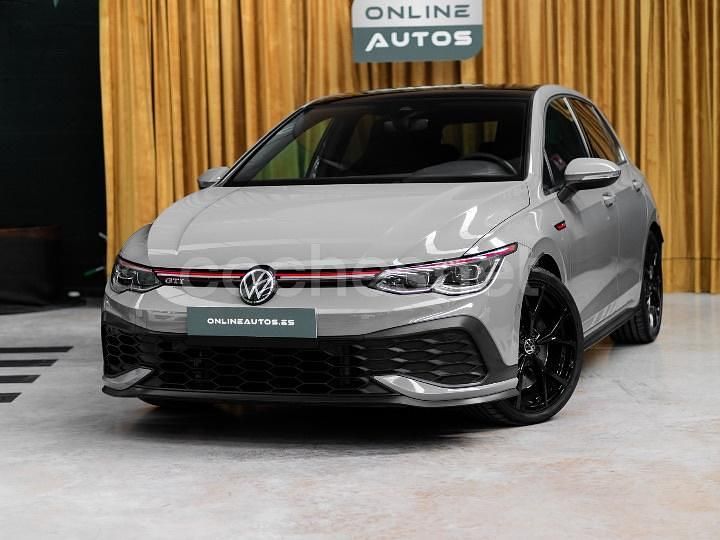 Usado VW Golf VII GTI Clubsport 301 CV (221 kW) 2021 Gris / plata Utilitario