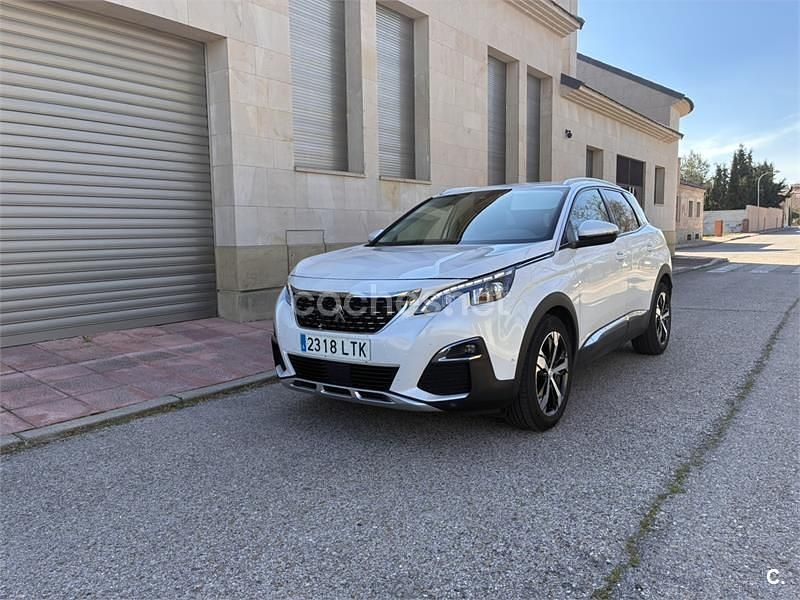 Usado Peugeot 3008 Active 130 CV (95 kW) 2019 Blanco SUV