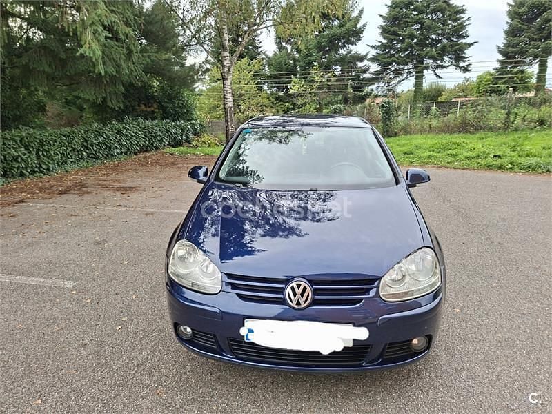 Usado VW Golf V Highline 105 CV (77 kW) 2007 Azul Berlina