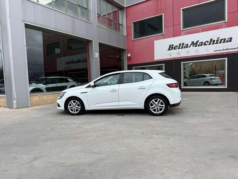 Usado Renault Mégane IV Business 95 CV (69 kW) 2021 Blanco Utilitario