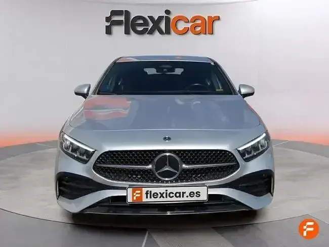 Käytetty Mercedes A250 218 HP (160 kW) 2023 Harmaa Sedan