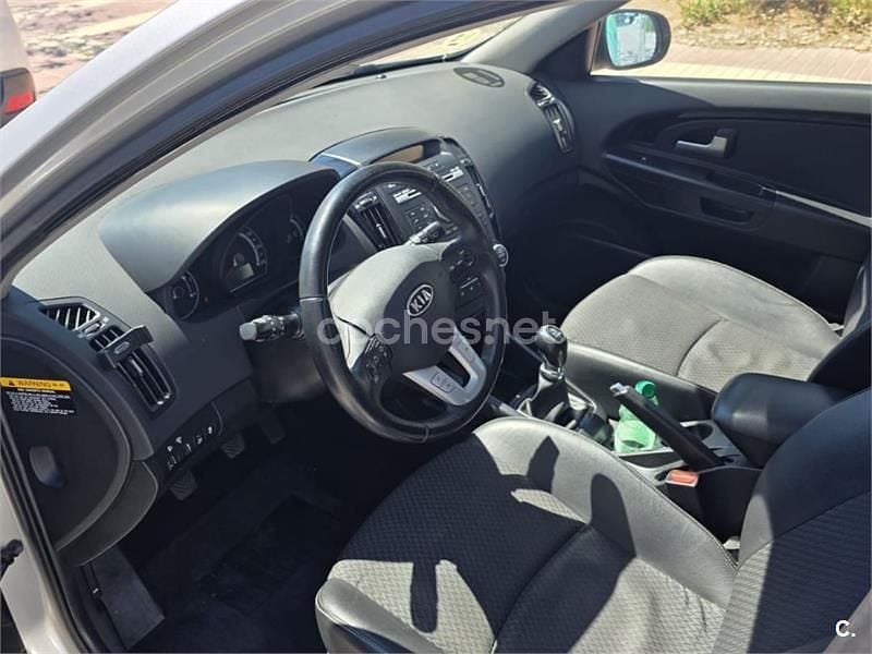 Usado Kia Ceed Active 115 CV (84 kW) 2010 Blanco Utilitario