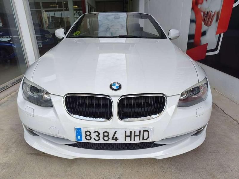 Usado BMW 320 Cabriolet 184 CV (135 kW) 2011 Blanco Descapotable