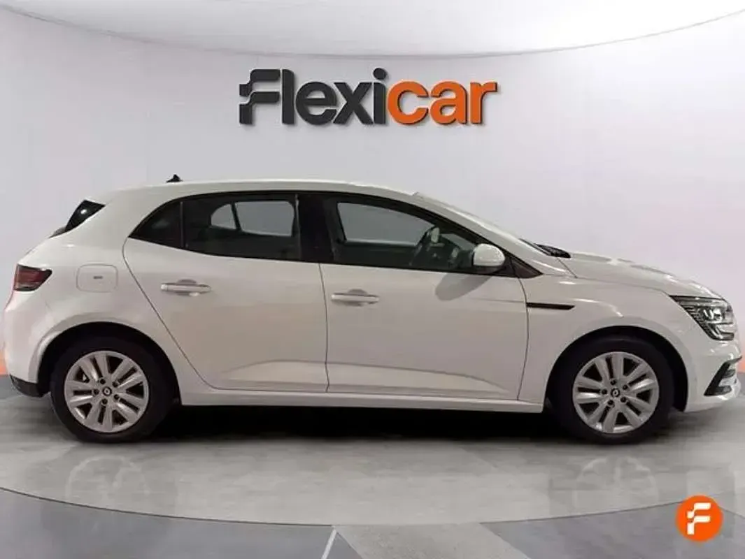 Usado Renault Mégane Intens 116 CV (85 kW) 2022 Blanco Utilitario
