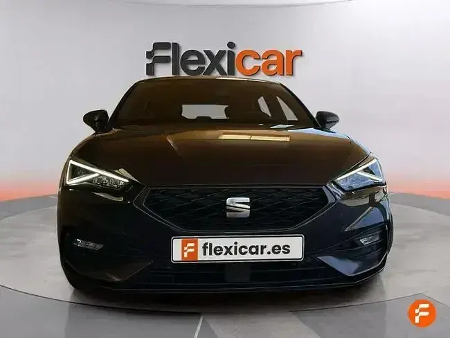 Usado Seat Leon FR 150 CV (110 kW) 2021 Gris