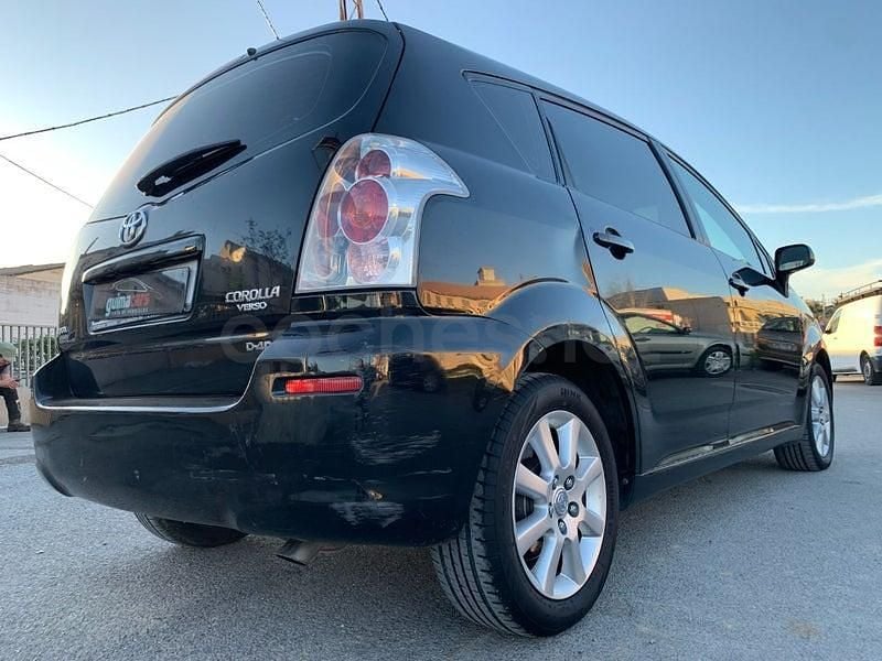 Usado Toyota Corolla Verso Luna 136 CV (100 kW) 2007 Negro Monovolumen