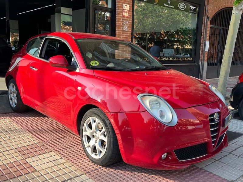 Rojo Usado 2010 Alfa Romeo MiTo Progression Utilitario | 5490 € - Imagen 1/4