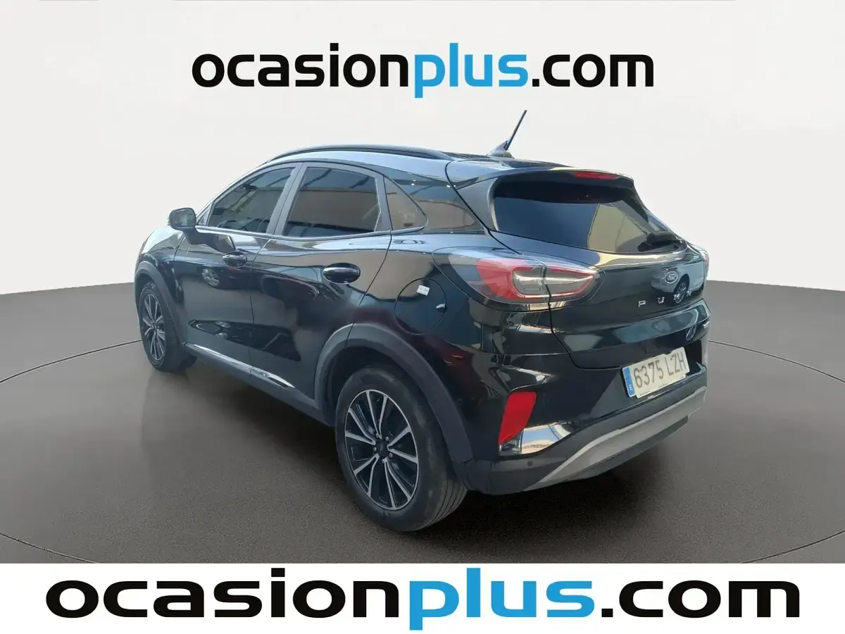Usado Ford Puma Titanium 125 CV (91 kW) 2022 Negro SUV
