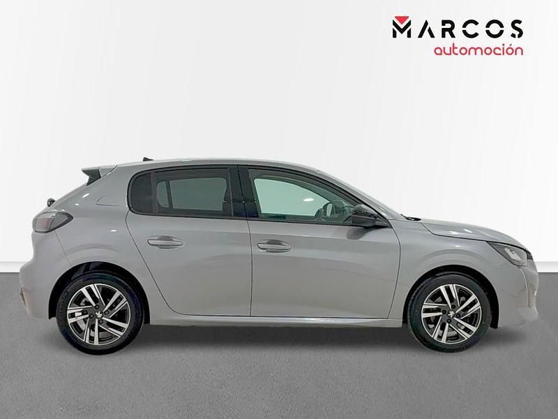 Usado Peugeot 208 Allure 100 CV (73 kW) 2023 Gris / plata Utilitario