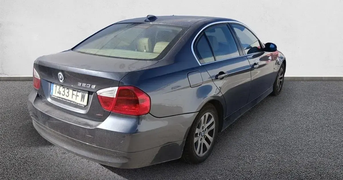 Usado BMW 320 163 CV (119 kW) 2006