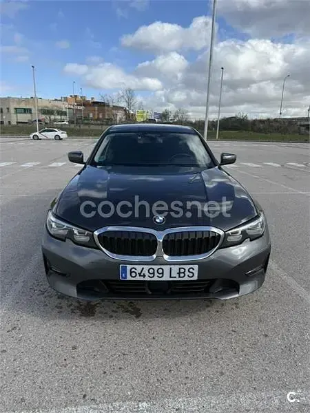 Usado BMW 320 184 CV (135 kW) 2019 Gris / plata Berlina