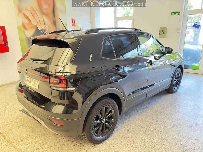 Usado VW T-Cross Advance 110 CV (80 kW) 2021 Negro SUV