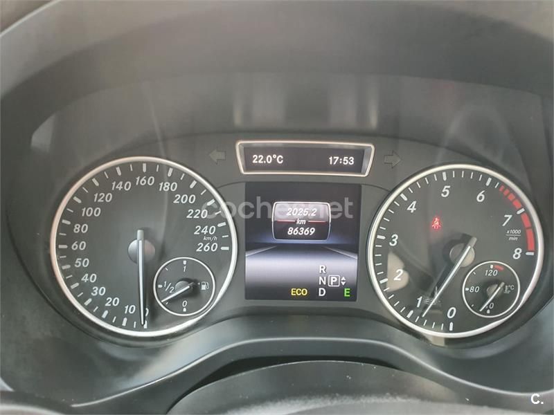 Usado Mercedes A200 Urban 156 CV (114 kW) 2014 Azul Berlina