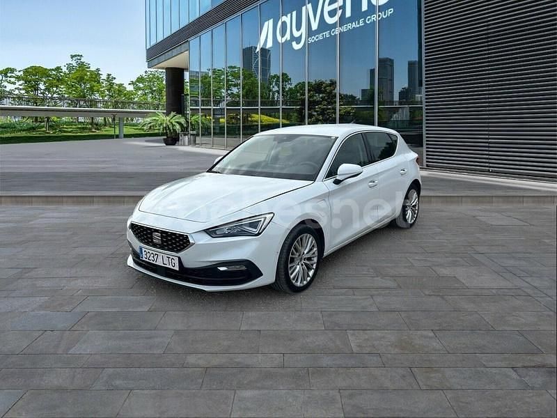 Blanco Usado 2021 Seat Leon XCELLENCE Berlina | 17.800 € (Precio justo) - Imagen 1/4