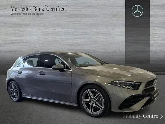 Usado Mercedes A180 116 CV (85 kW) 2025 Gris montaña