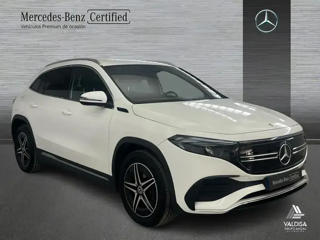 Usado Mercedes EQB250 AMG line 139 kW (190 CV) 2022 Blanco SUV
