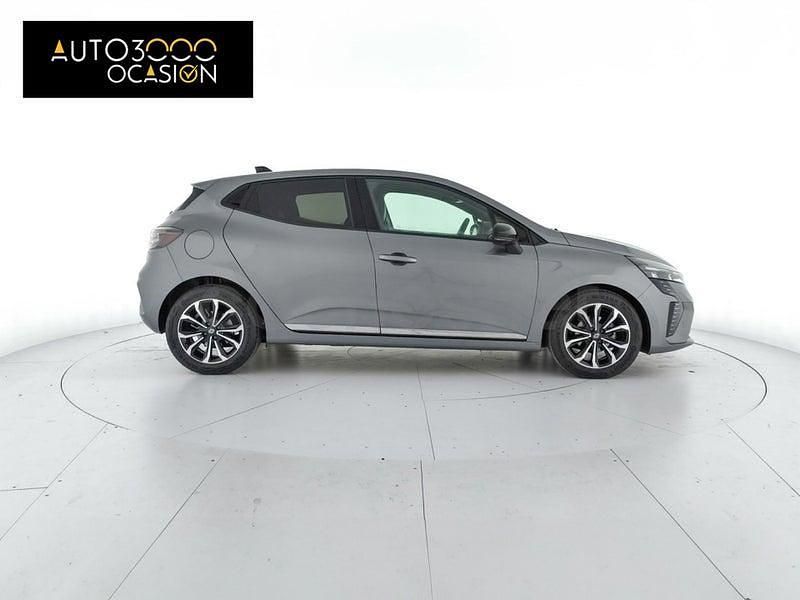 Occasion Renault Clio V Techno 90 ch (66 kW) 2024 Gris Berline