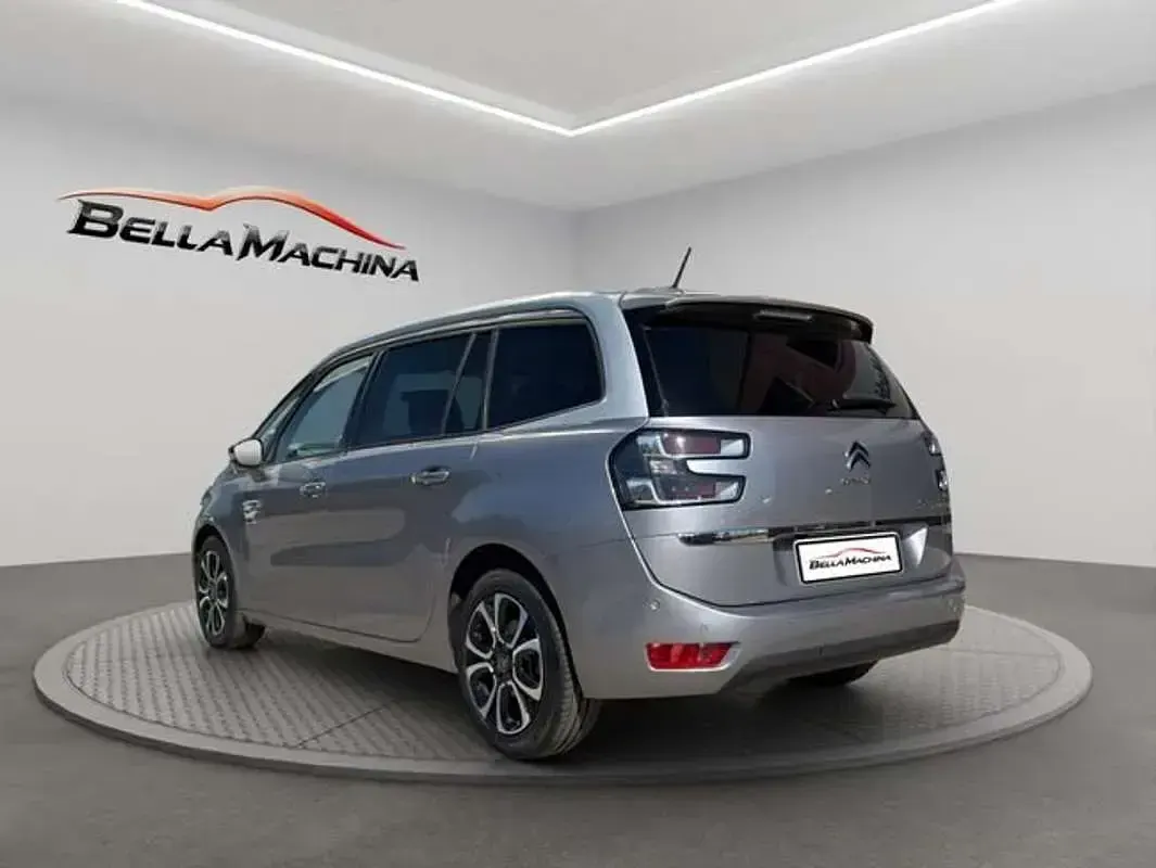 Usado Citroën C4 Live 131 CV (96 kW) 2020 Gris Monovolumen