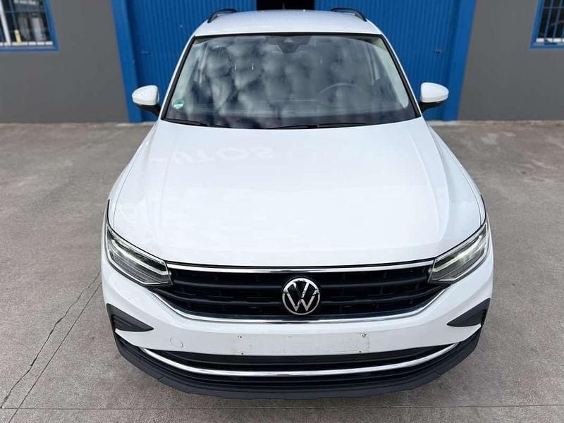 Usado VW Tiguan Sport 150 CV (110 kW) 2022 Blanco SUV