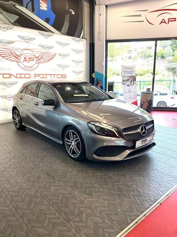 Usado Mercedes A200 AMG line 136 CV (100 kW) 2016 Gris / plata Berlina