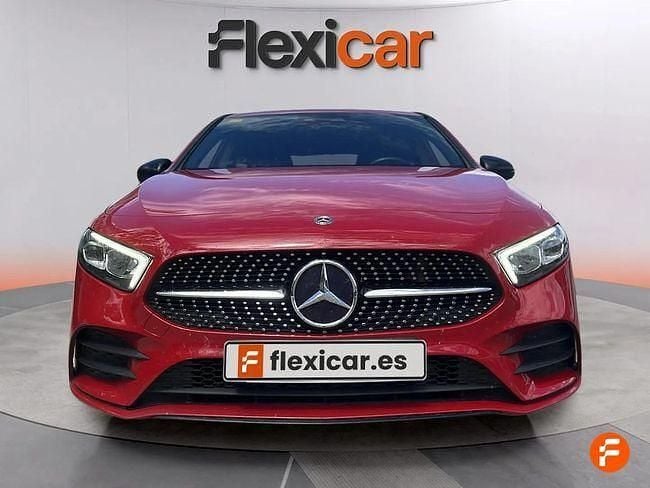 Usado Mercedes A200 156 CV (114 kW) 2018 Rojo Berlina