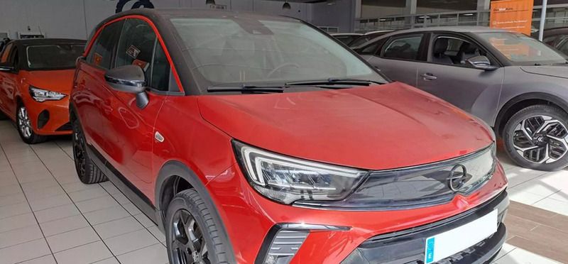 Peperoncino red Usado 2022 Opel Crossland GS Line SUV | 14.080 € (Precio justo) - Imagen 1/4