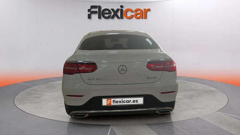 Usado Mercedes GLC250 204 CV (150 kW) 2016 Blanco Coupe