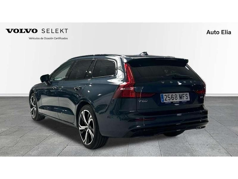 Usado Volvo V60 Plus 197 CV (144 kW) 2023 Azul Familiar