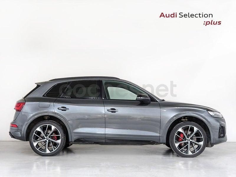 Usado Audi Q5 Sport 204 CV (150 kW) 2024 Gris / plata SUV