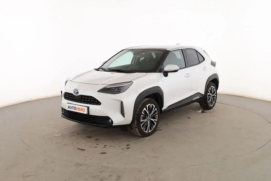 Usado Toyota Yaris Cross Style 116 CV (85 kW) 2023 SUV