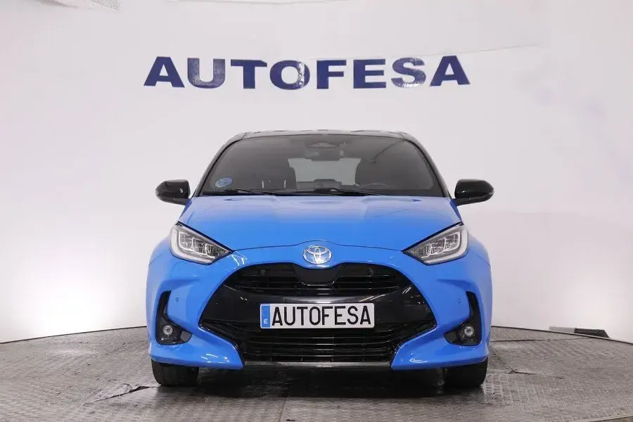 Usado Toyota Yaris Hybrid Edition 130 CV (95 kW) 2024 Azul